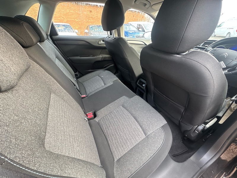 Citroen C4 BlueHDi Flair - U2647