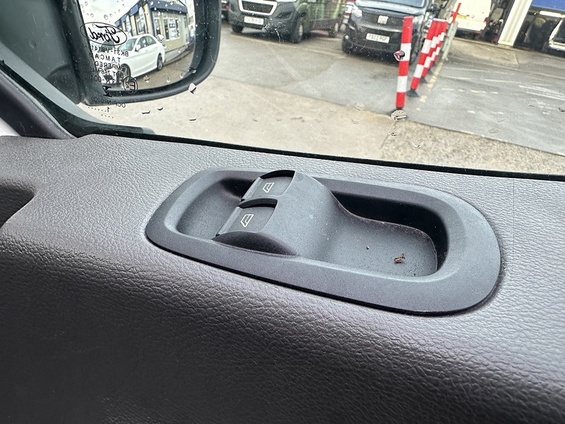 Ford Transit 350 EcoBlue Trend - U2655