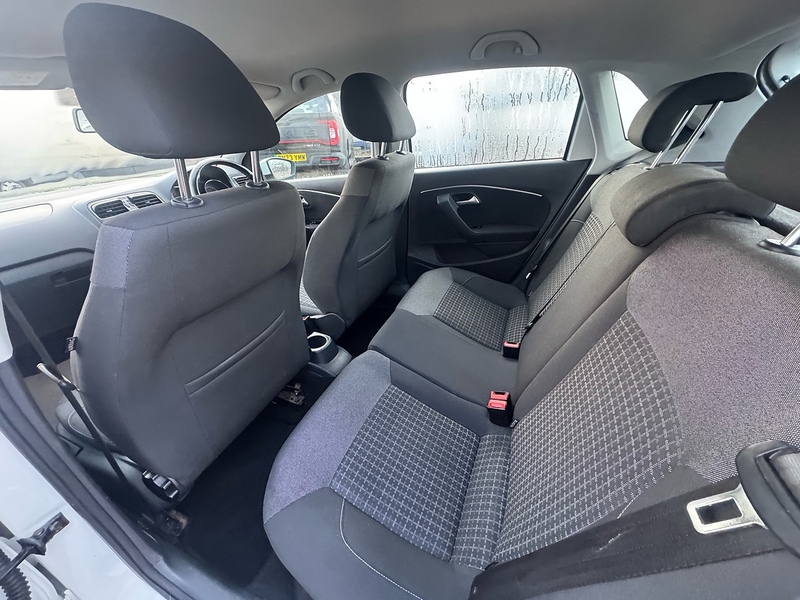 Volkswagen Polo TDI BlueMotion Tech SE - U2664