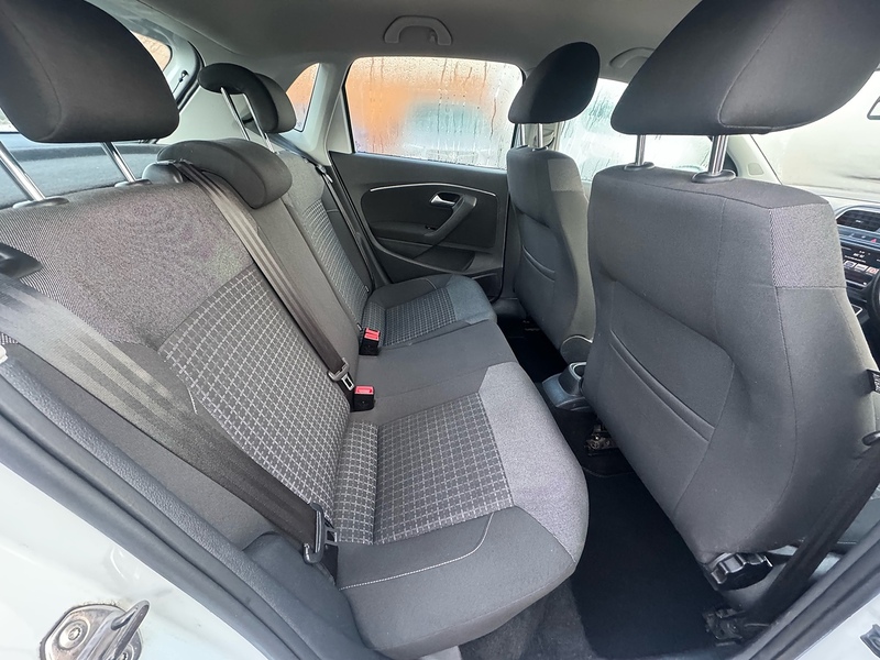 Volkswagen Polo TDI BlueMotion Tech SE - U2664