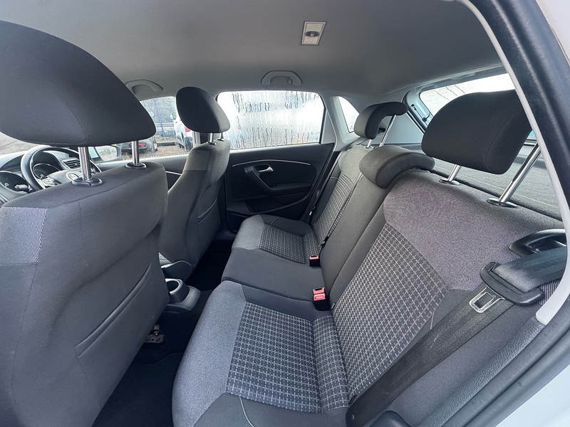 Volkswagen Polo TDI BlueMotion Tech SE - U2664