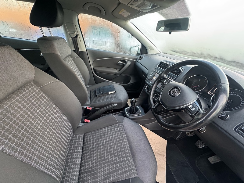 Volkswagen Polo TDI BlueMotion Tech SE - U2664