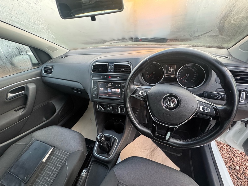 Volkswagen Polo TDI BlueMotion Tech SE - U2664