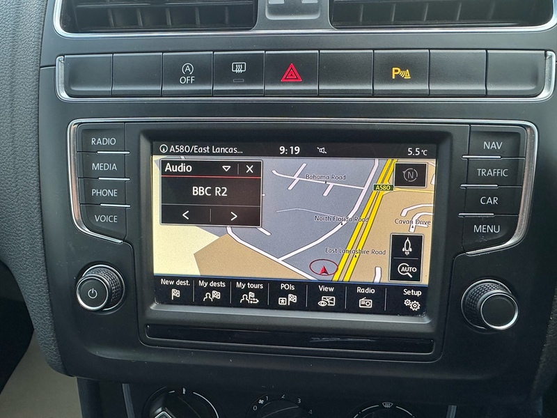 Volkswagen Polo TDI BlueMotion Tech SE - U2664