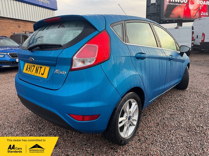 Ford Fiesta Zetec - U2666