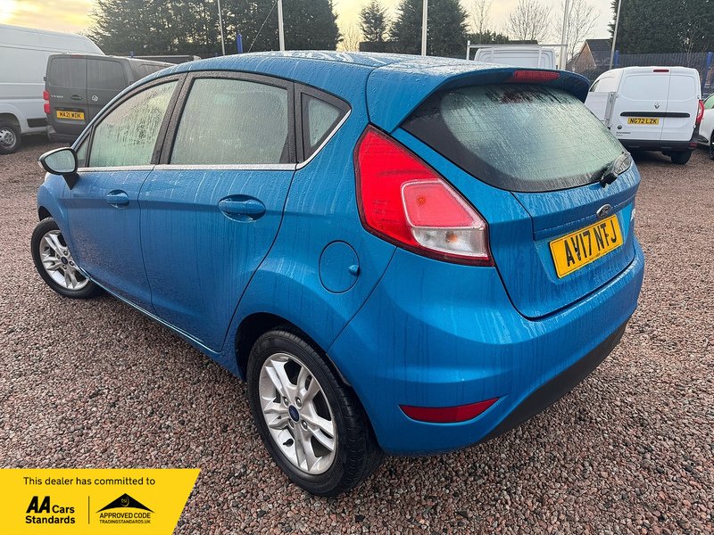 Ford Fiesta Zetec - U2666
