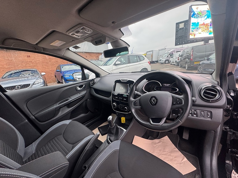 Renault Clio TCe Dynamique S Nav - U2667