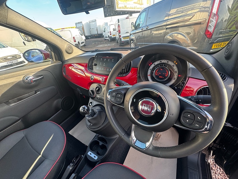 Fiat 500 MHEV RED - U2671