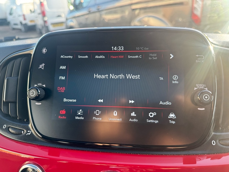 Fiat 500 MHEV RED - U2671