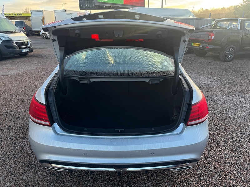 Mercedes-Benz E Class E350d V6 BlueTEC AMG Line - U2672