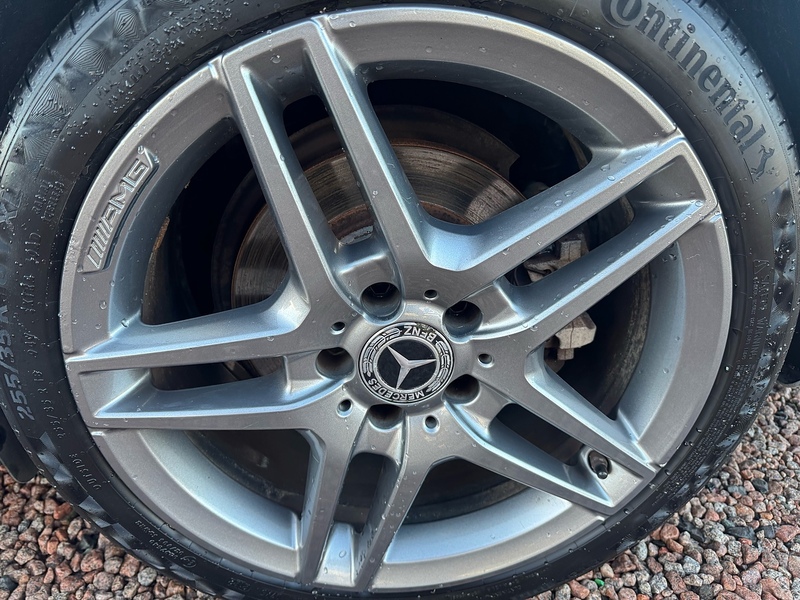 Mercedes-Benz E Class E350d V6 BlueTEC AMG Line - U2672