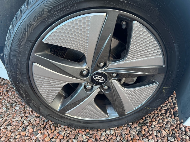 Hyundai IONIQ h-GDi Premium SE - U2674