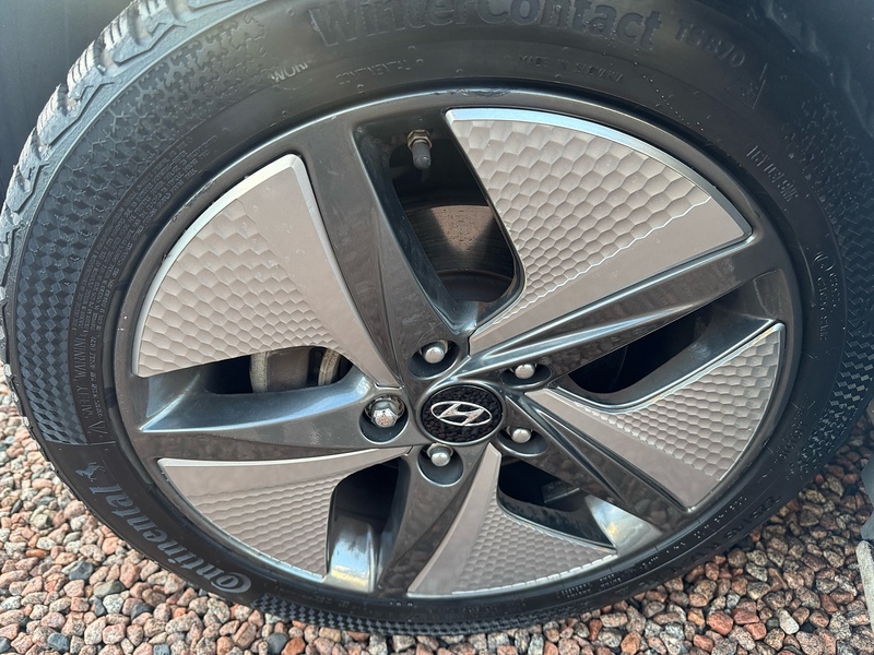 Hyundai IONIQ h-GDi Premium SE - U2674