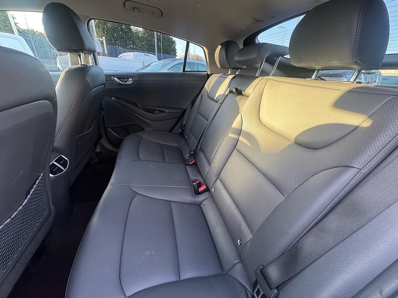 Hyundai IONIQ h-GDi Premium SE - U2674