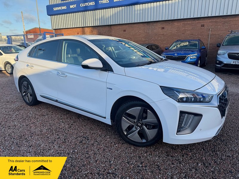 Hyundai IONIQ h-GDi Premium SE - U2674