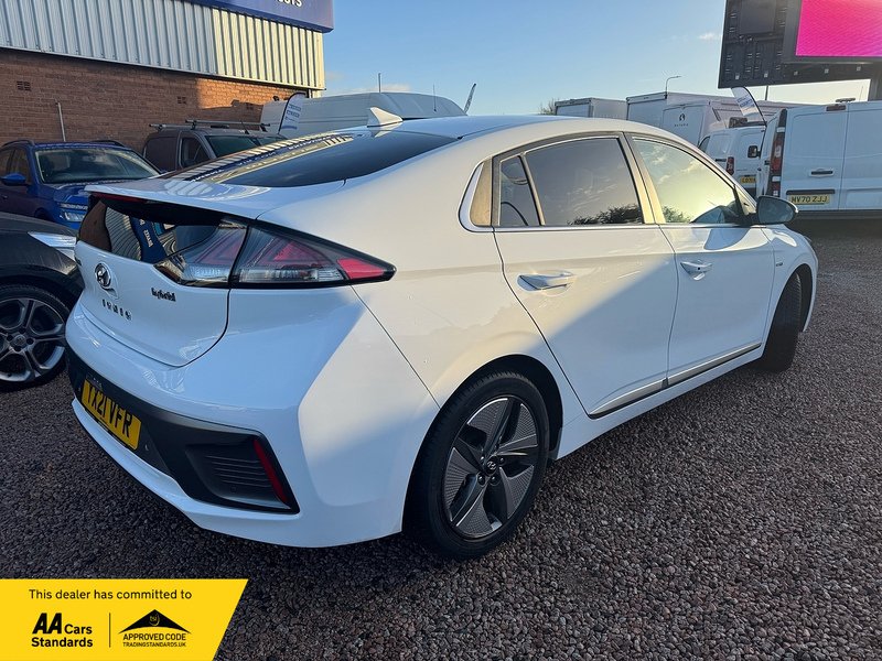 Hyundai IONIQ h-GDi Premium SE - U2674
