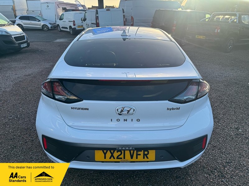 Hyundai IONIQ h-GDi Premium SE - U2674