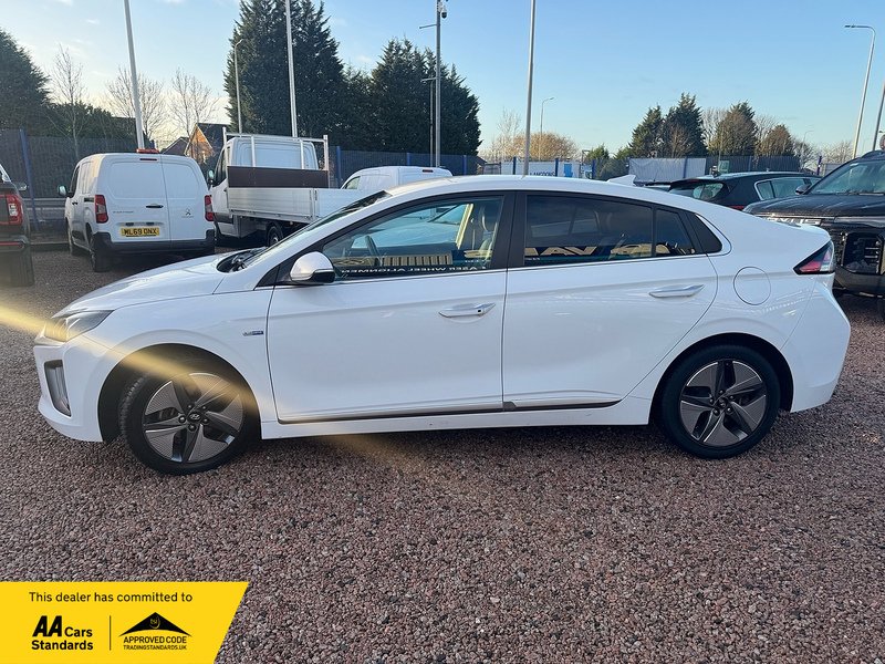 Hyundai IONIQ h-GDi Premium SE - U2674