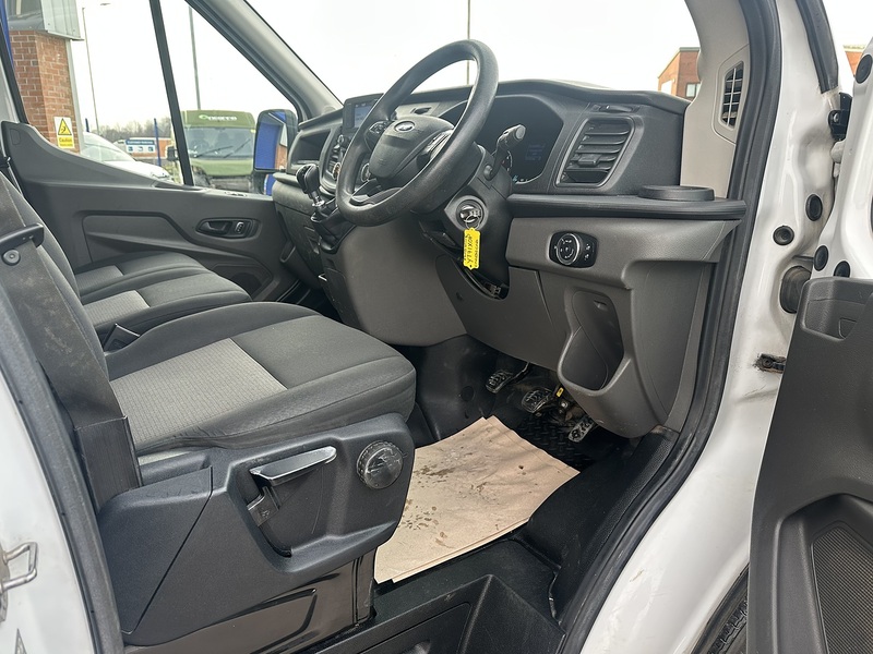 Ford Transit 350 EcoBlue Leader - U2677