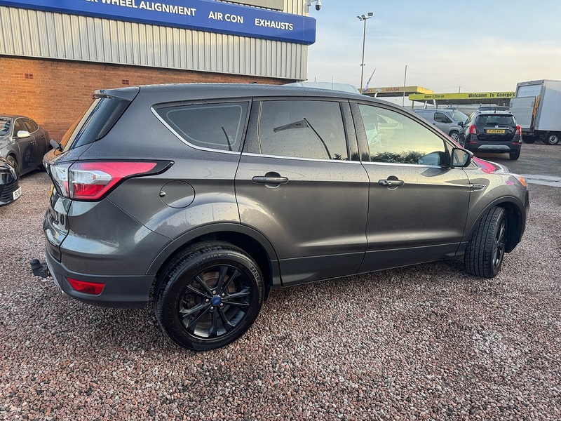 Ford Kuga TDCi Titanium - U2680