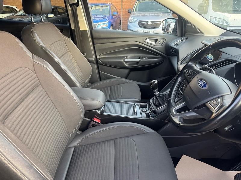 Ford Kuga TDCi Titanium - U2680