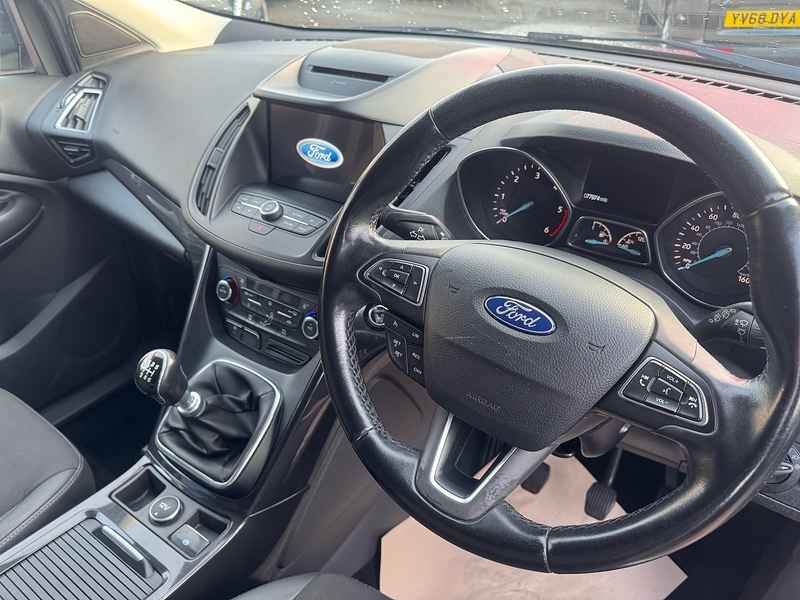 Ford Kuga TDCi Titanium - U2680