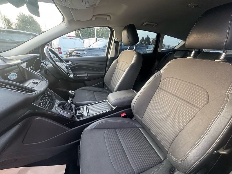 Ford Kuga TDCi Titanium - U2680