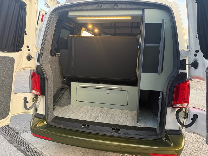 Volkswagen Transporter TDI T28 Camper - U2682