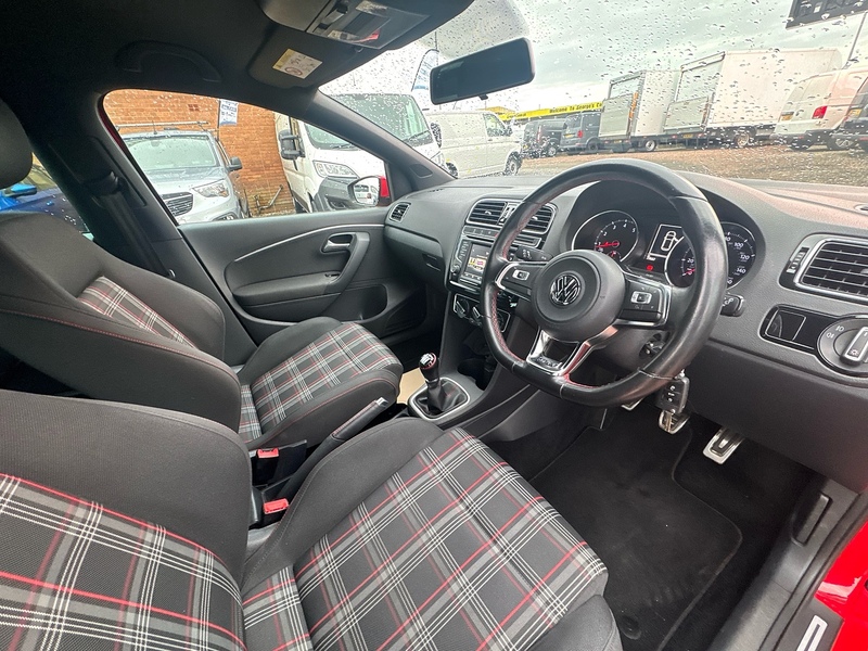 Volkswagen Polo TSI BlueMotion Tech GTI - U2685