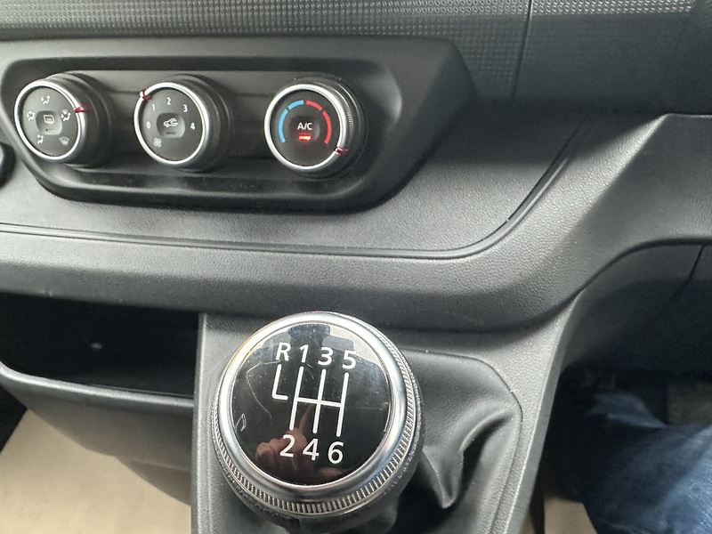 Renault Trafic dCi Blue LL30 Business - U2690