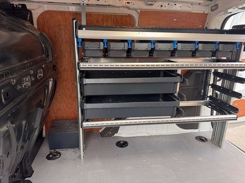 Ford Transit Connect 220 EcoBlue Leader - U2693