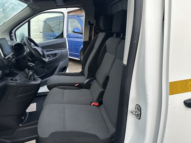 Citroen Berlingo BlueHDi 1000 Enterprise M - U2694