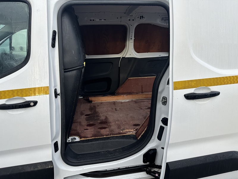 Citroen Berlingo BlueHDi 1000 Enterprise M - U2694