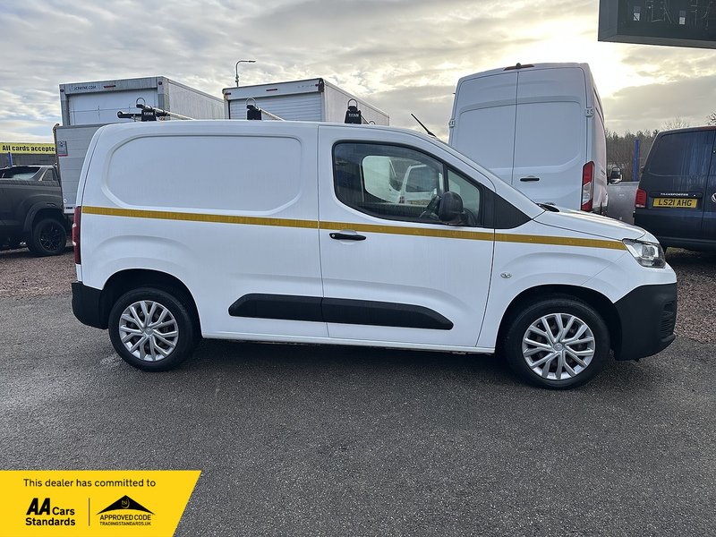 Citroen Berlingo BlueHDi 1000 Enterprise M - U2694