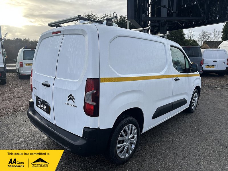 Citroen Berlingo BlueHDi 1000 Enterprise M - U2694