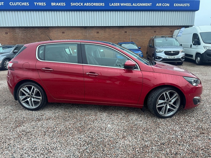 Peugeot 308 BlueHDi Allure - U2697