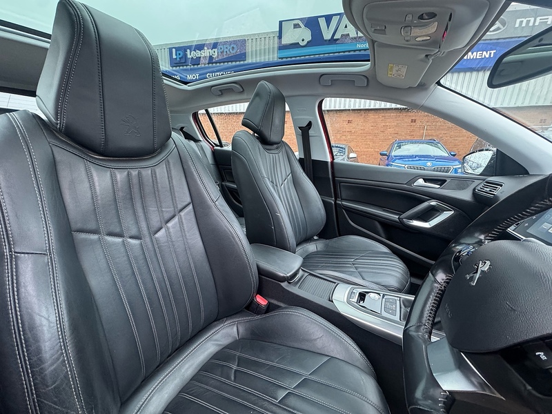 Peugeot 308 BlueHDi Allure - U2697