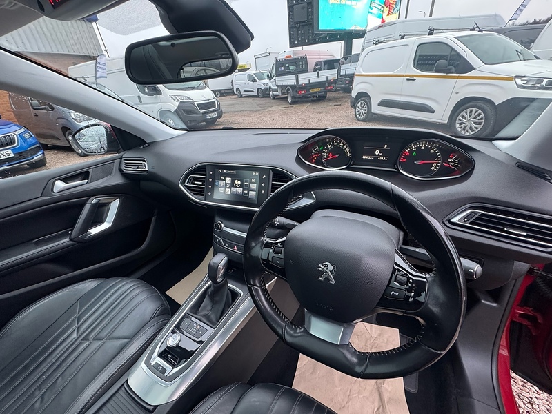 Peugeot 308 BlueHDi Allure - U2697