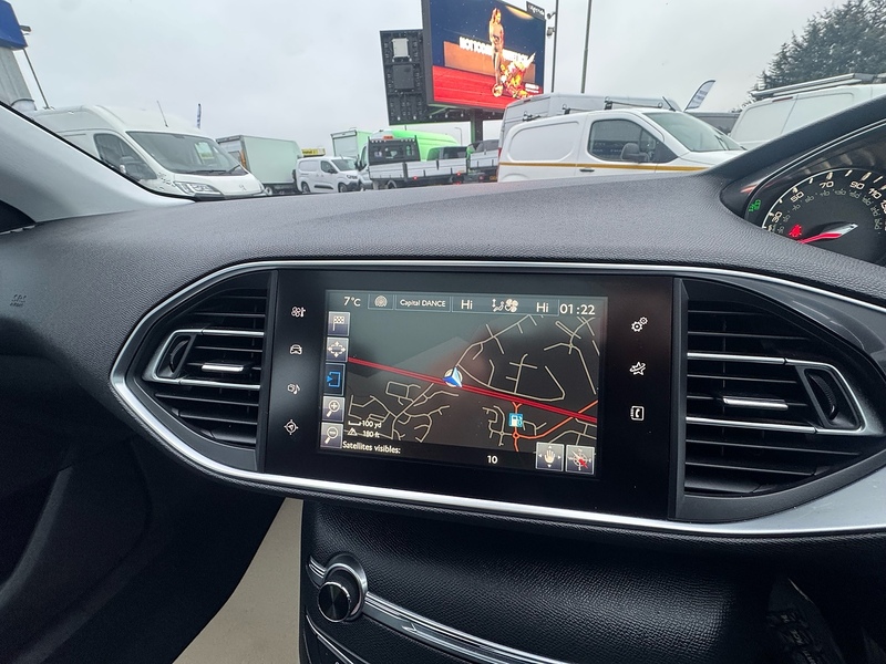 Peugeot 308 BlueHDi Allure - U2697