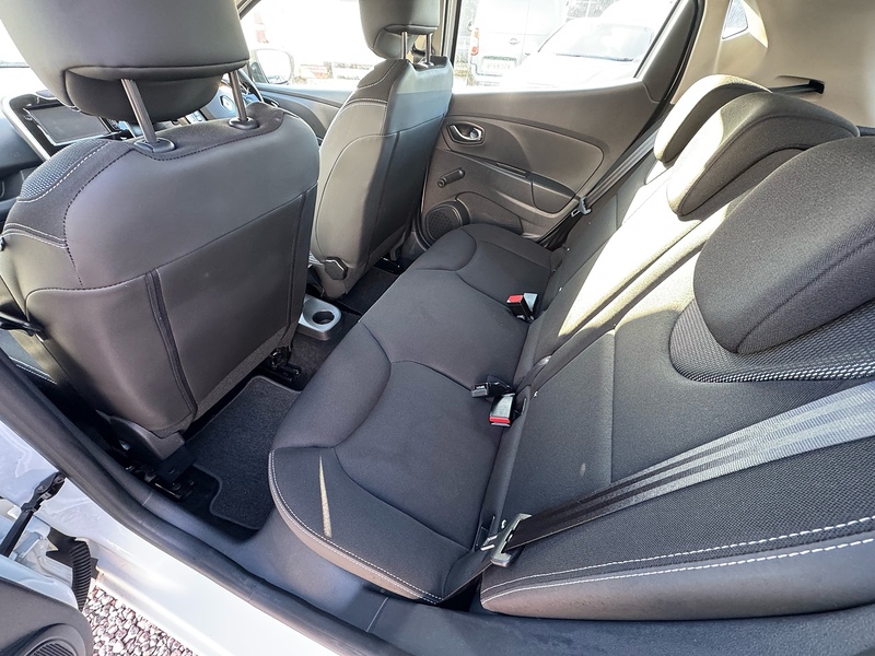 Renault Clio Dynamique Nav - U2702