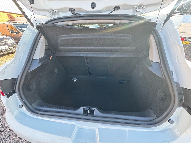 Renault Clio Dynamique Nav - U2702