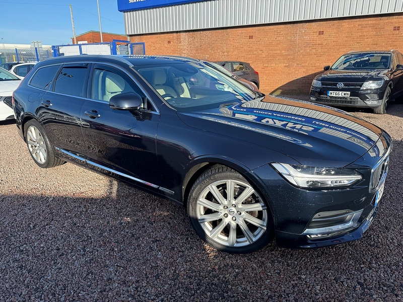 Volvo V90 D4 Inscription - U2703