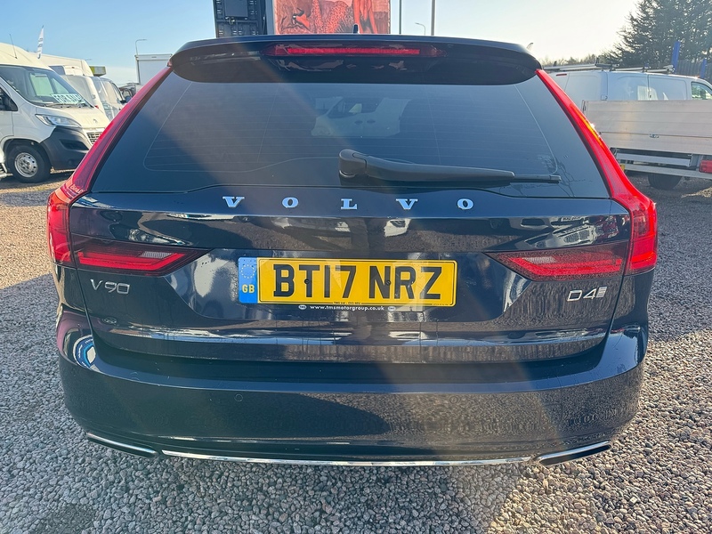 Volvo V90 D4 Inscription - U2703