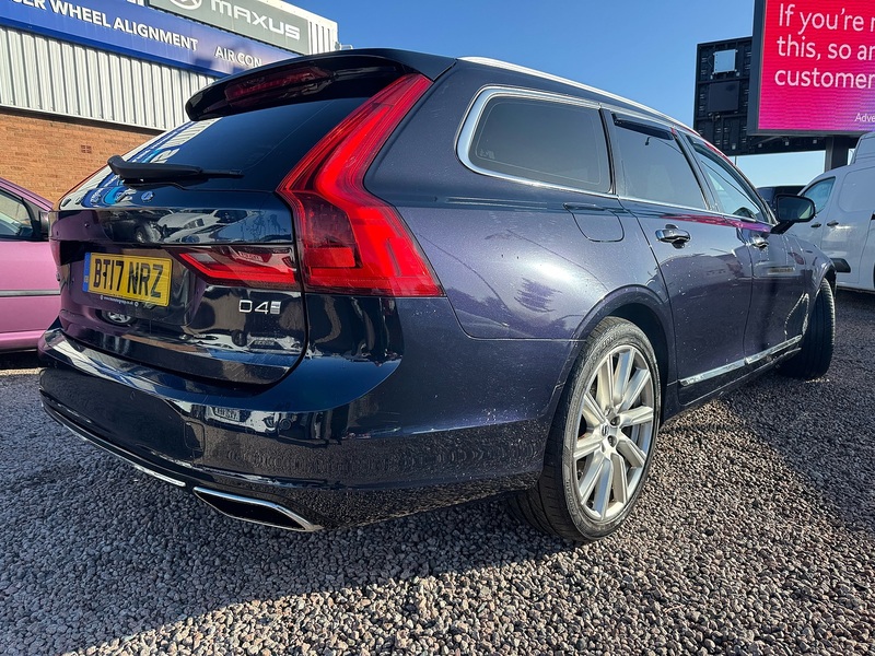 Volvo V90 D4 Inscription - U2703