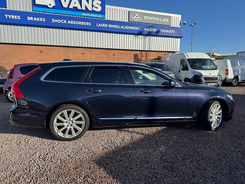 Volvo V90 D4 Inscription - U2703