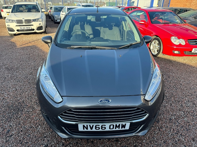 Ford Fiesta T EcoBoost Titanium - U2708