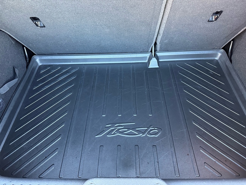 Ford Fiesta T EcoBoost Titanium - U2708