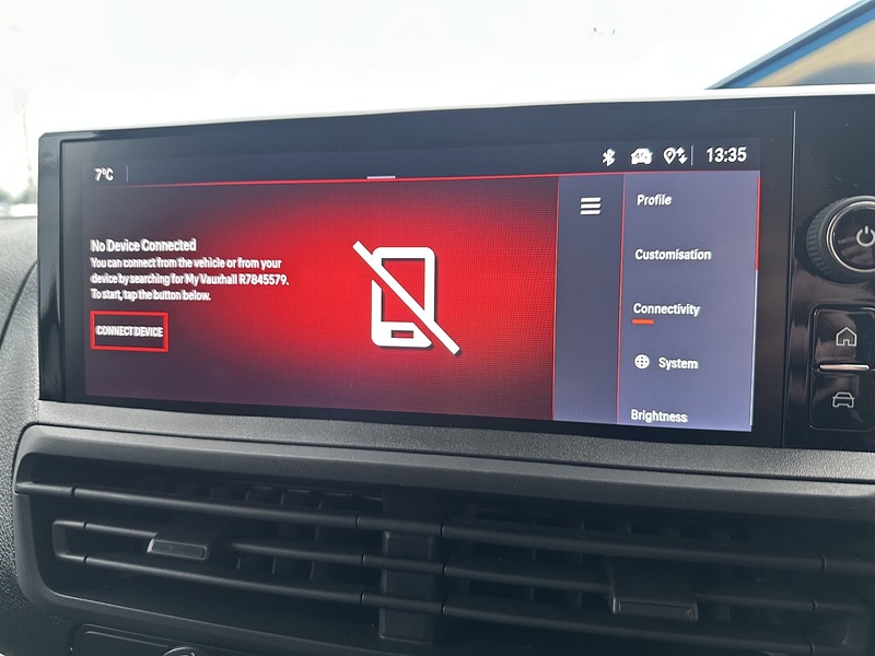 Vauxhall Vivaro Turbo D Prime - U2710