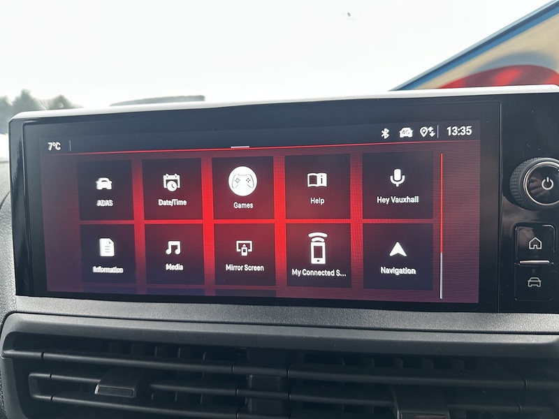 Vauxhall Vivaro Turbo D Prime - U2710