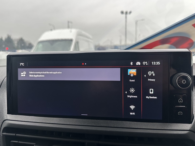 Vauxhall Vivaro Turbo D Prime - U2710